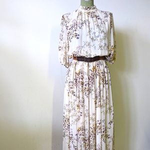 Floral Cream ruffle Victorian Doen like dress